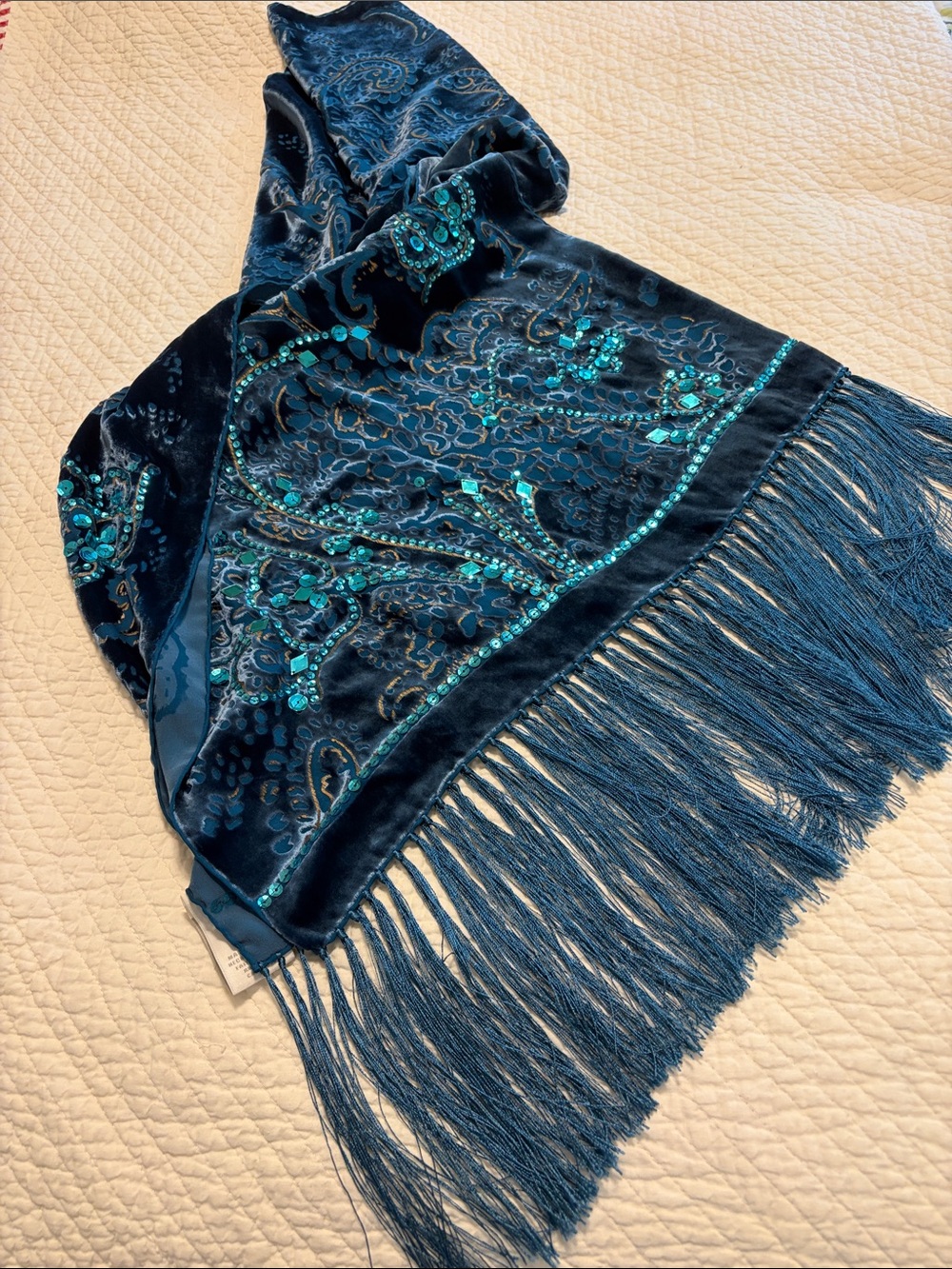 Liz Claiborne dark blue w Teal and gold accents Velvet Fringe Shawl